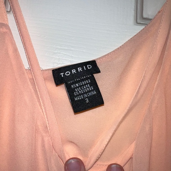 Peach colored flow tank top from torrid size 3X - Picture 4 of 6